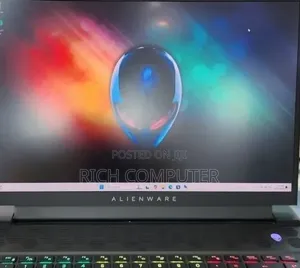 New Laptop Alienware M16 R1 16GB AMD Ryzen 9 SSD 1T