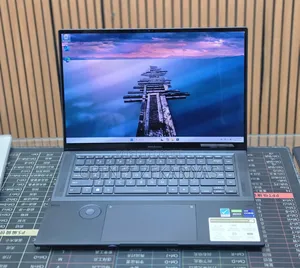 New Laptop Asus Zenbook 15 OLED 32GB Intel Core i7 SSD 1T
