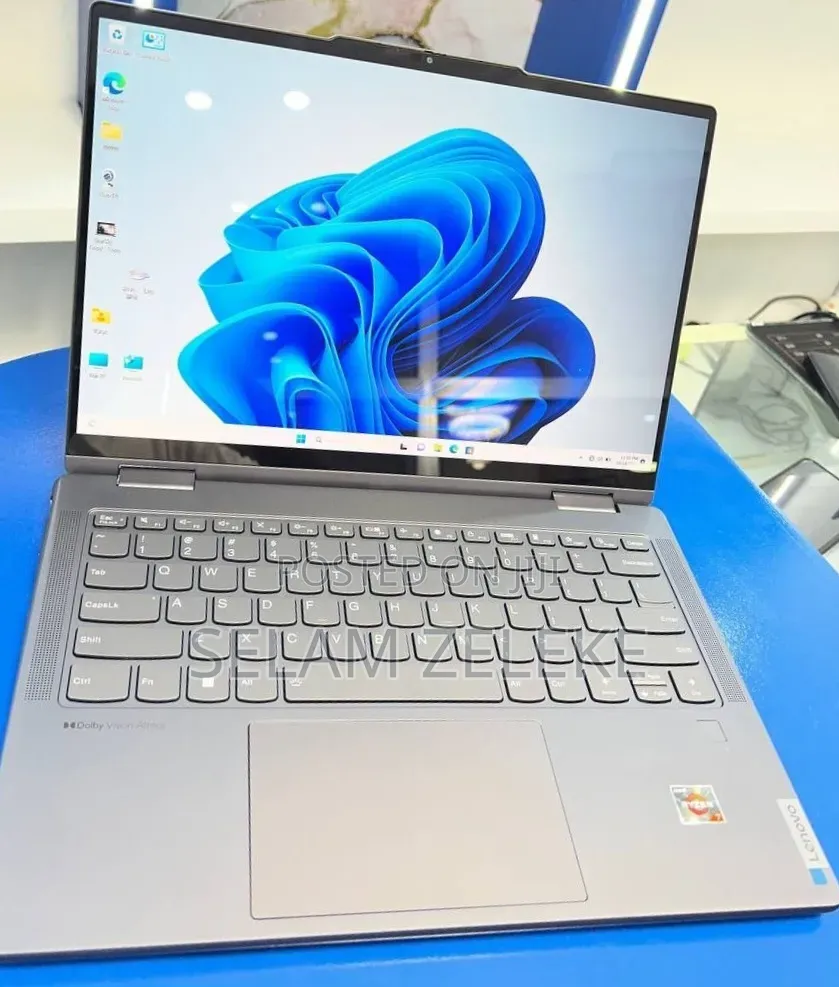 New Laptop Lenovo 16GB AMD Ryzen 7 SSD 512GB