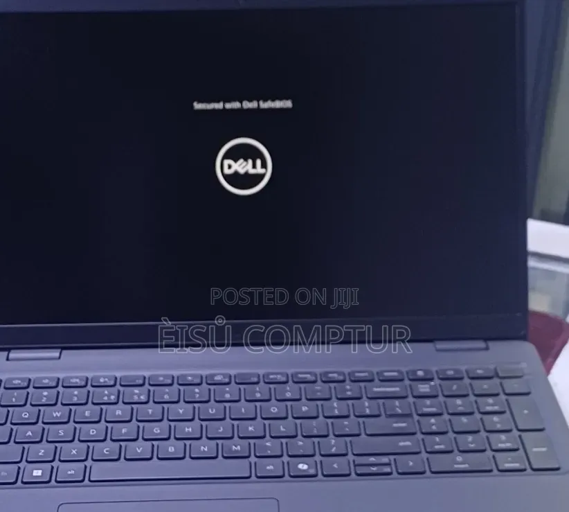 New Laptop Dell Latitude 3550 16GB Intel Core i7 SSD 512GB
