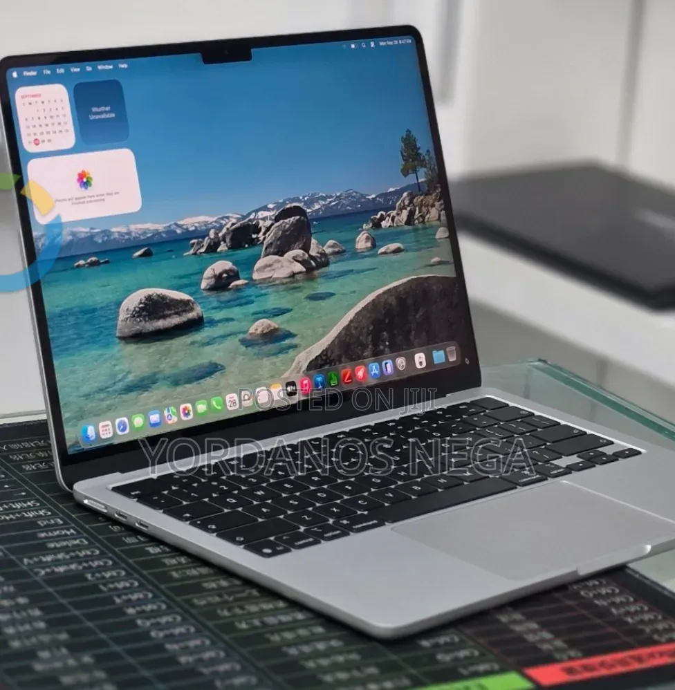New Laptop Apple MacBook Air 2026 M5 16GB Apple M5 SSD 512GB