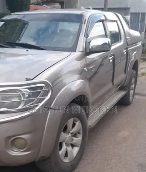 Toyota Hilux 2008 Silver