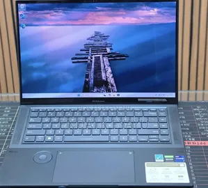 New Laptop Asus 32GB Intel Core i9 SSD 1T