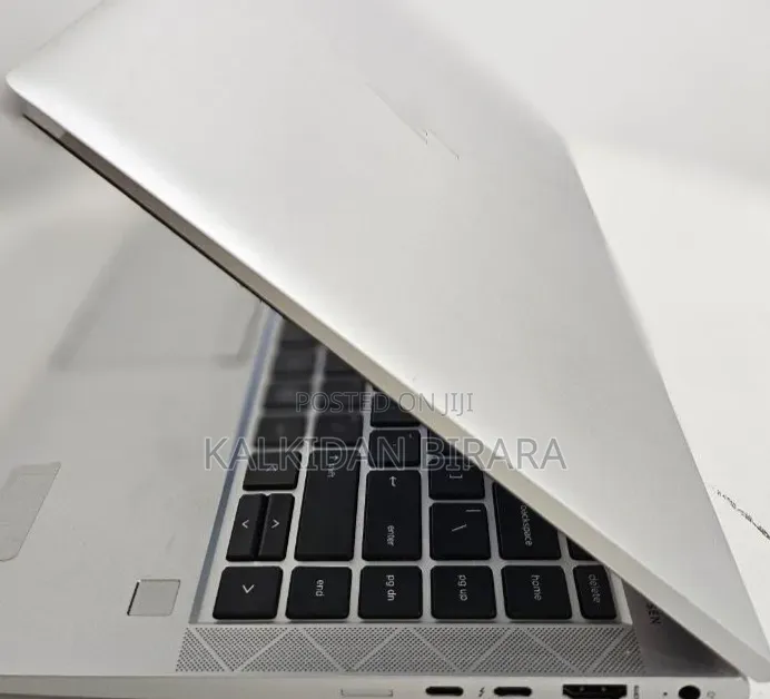 New Laptop HP EliteBook 840 G8 16GB Intel Core i7 SSD 512GB