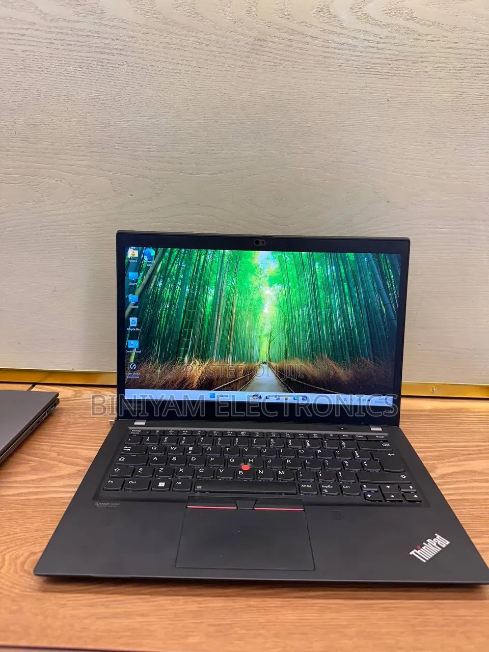 New Laptop Lenovo ThinkPad T14s G4 16GB AMD Ryzen 5 SSD 512GB