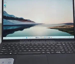 New Laptop Dell Inspiron 15 16GB Intel Core i7 SSD 512GB