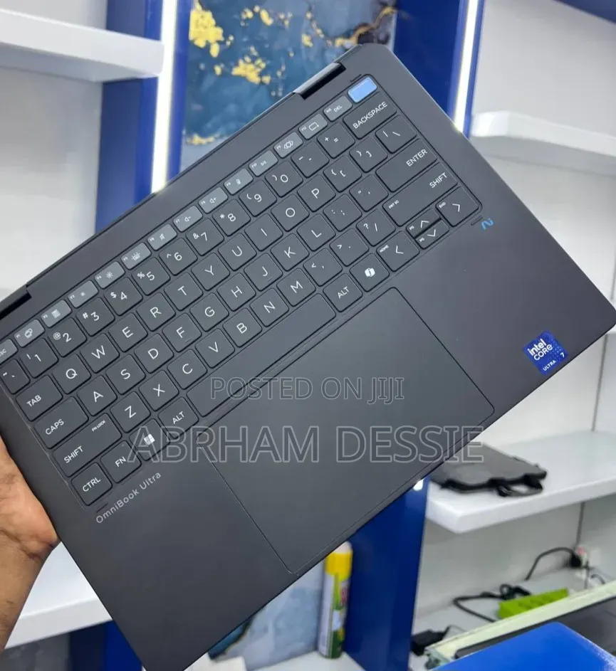 New Laptop HP 32GB Intel Core Ultra 7 SSD 1T