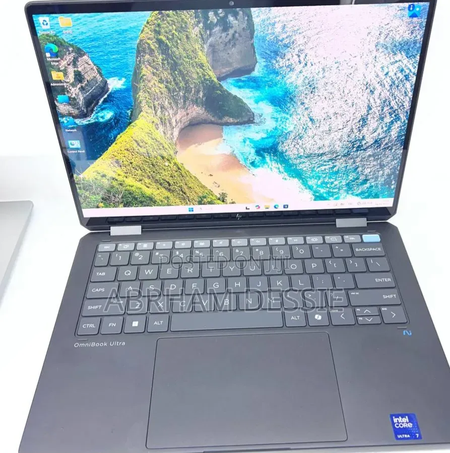 New Laptop HP 32GB Intel Core Ultra 7 SSD 1T