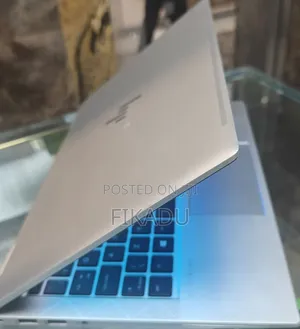 New Laptop HP EliteBook x360 1040 G7 16GB Intel Core i7 SSD 512GB
