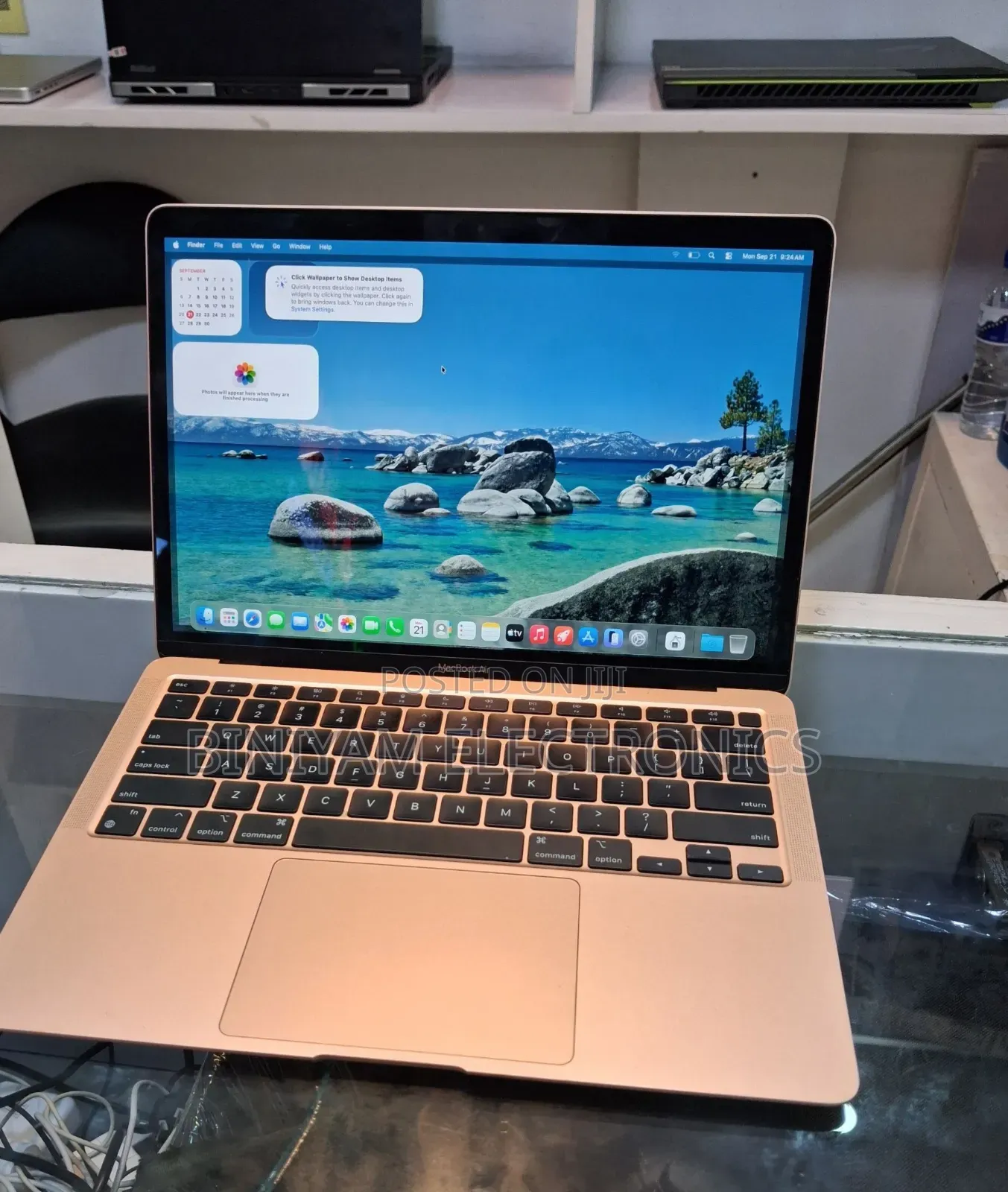 New Laptop Apple MacBook Air 2020 M1 8GB Apple M1 SSD 512GB