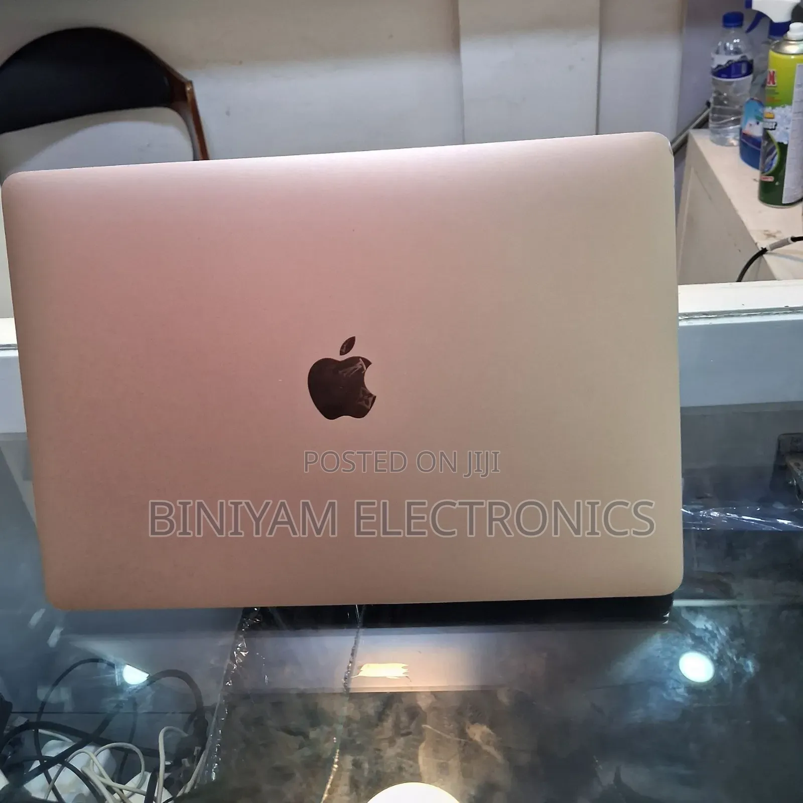 New Laptop Apple MacBook Air 2020 M1 8GB Apple M1 SSD 512GB