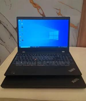 New Laptop Lenovo ThinkPad P15s 16GB Intel Core i7 SSD 512GB