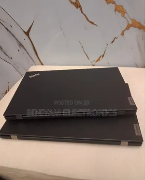 New Laptop Lenovo ThinkPad P15s 16GB Intel Core i7 SSD 512GB