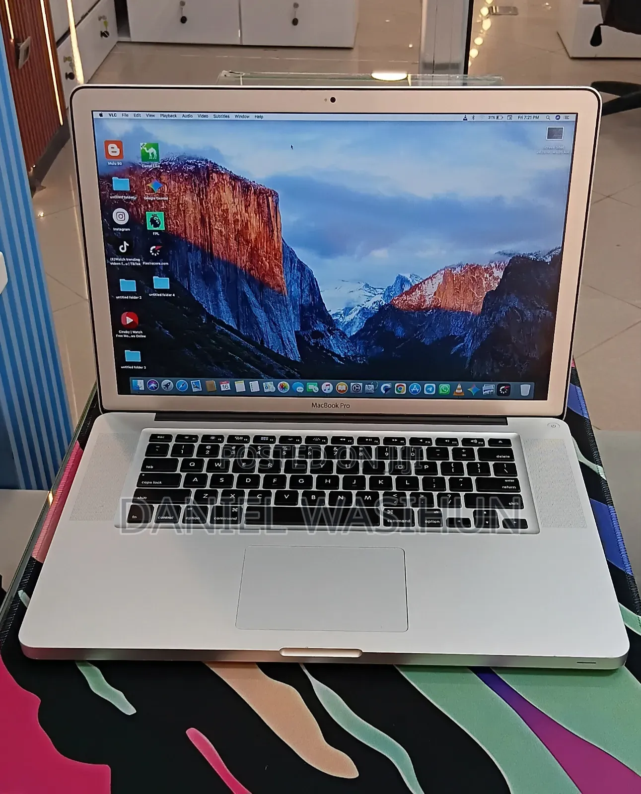 New Laptop Apple MacBook 2011 4GB Intel Core i7 SSD 500GB