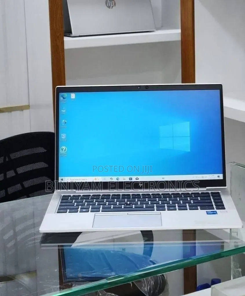 New Laptop HP EliteBook 840 G8 16GB Intel Core i5 SSD 512GB
