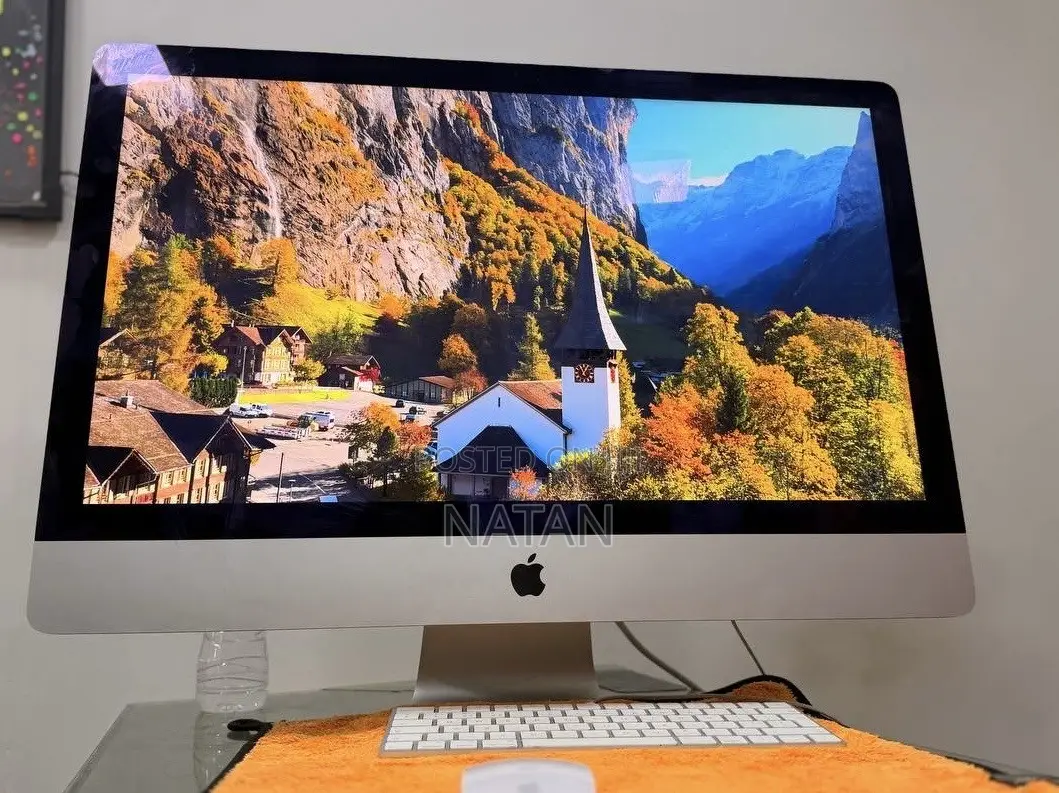 New Desktop Computer Apple iMac 8GB Intel Core i5 SSD 256GB