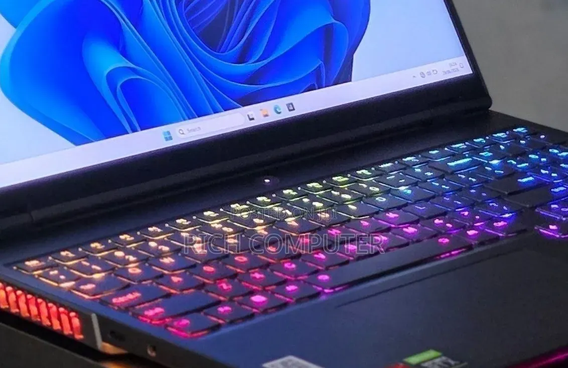 New Laptop Lenovo Legion 5 32GB AMD Ryzen 9 SSD 1T