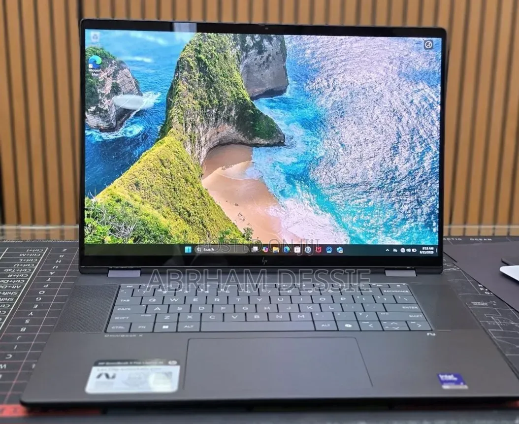 New Laptop HP 32GB Intel Core Ultra 7 SSD 2T