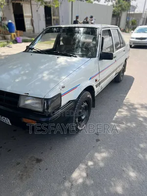 Toyota Corolla 1986 White