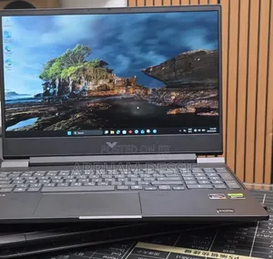 New Laptop HP 16GB AMD Ryzen 7 SSD 512GB