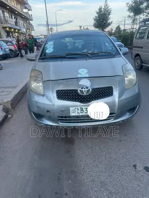 Toyota Yaris 2007 Gray