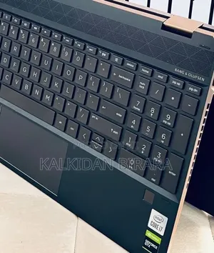 New Laptop HP Spectre 16GB Intel Core i7 SSD 1T