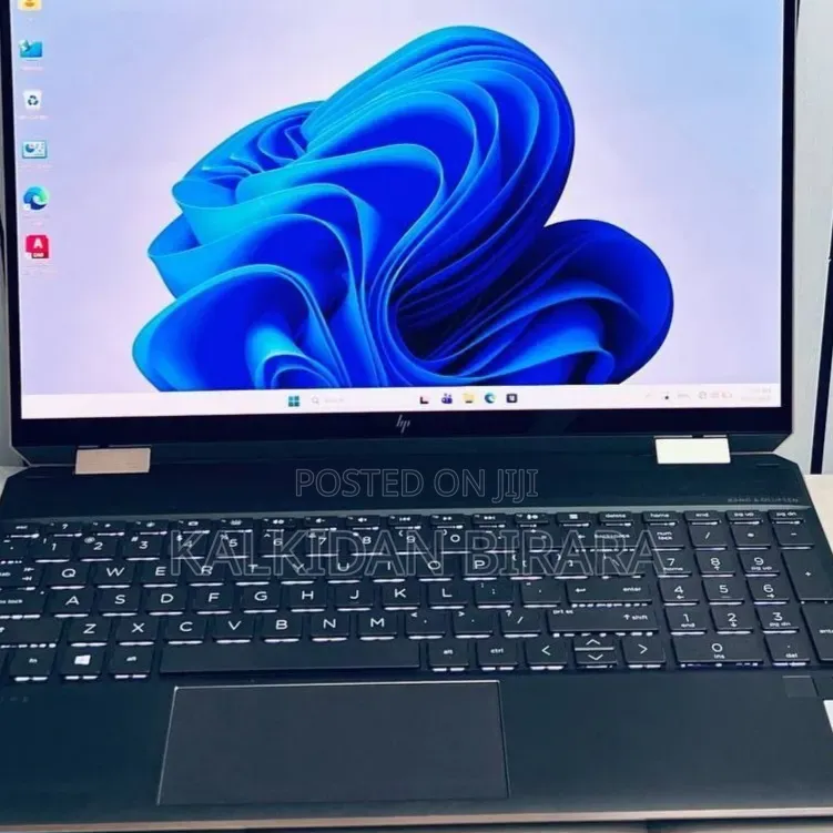 New Laptop HP Spectre 16GB Intel Core i7 SSD 1T