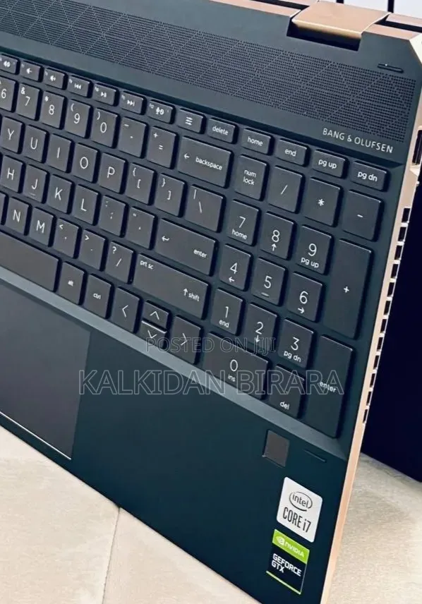 New Laptop HP Spectre 16GB Intel Core i7 SSD 1T
