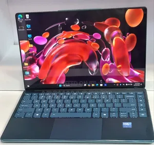 New Laptop Lenovo 16GB Intel Core Ultra 7 SSD 512GB