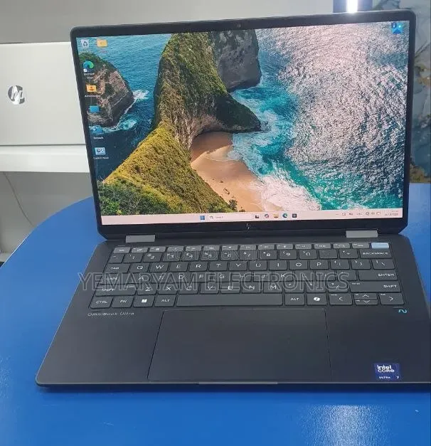 New Laptop HP OmniBook Ultra Flip 14" 32GB Intel Core Ultra 7 SSD 1T