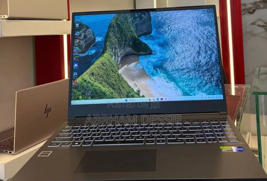 New Laptop Acer 16GB Intel Core i7 SSD 1T