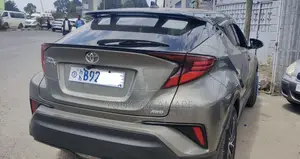 Toyota C-HR 2021