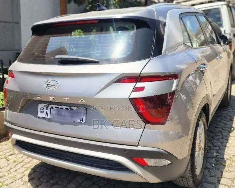 Hyundai Creta 2023 Silver