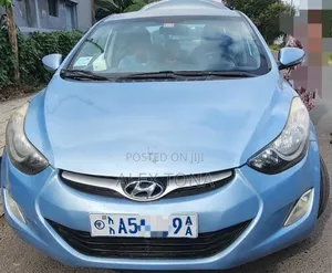 Hyundai Elantra 2012 Blue