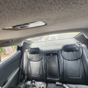 Hyundai Elantra 2012 Blue