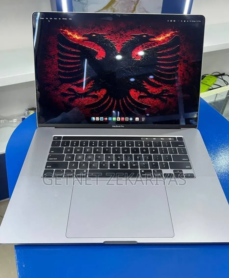 New Laptop Apple MacBook Pro 2019 16GB Intel Core i9 SSD 1T