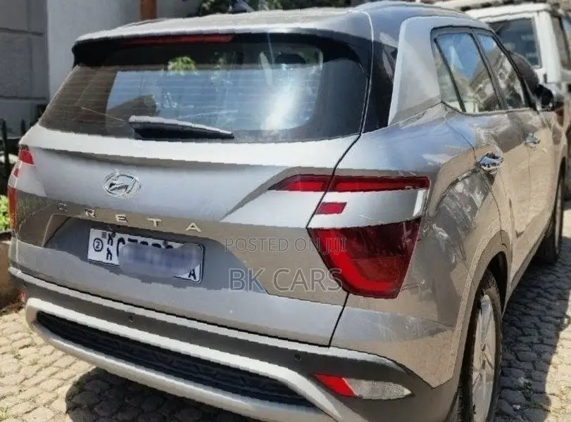 Hyundai Creta 2023 Silver