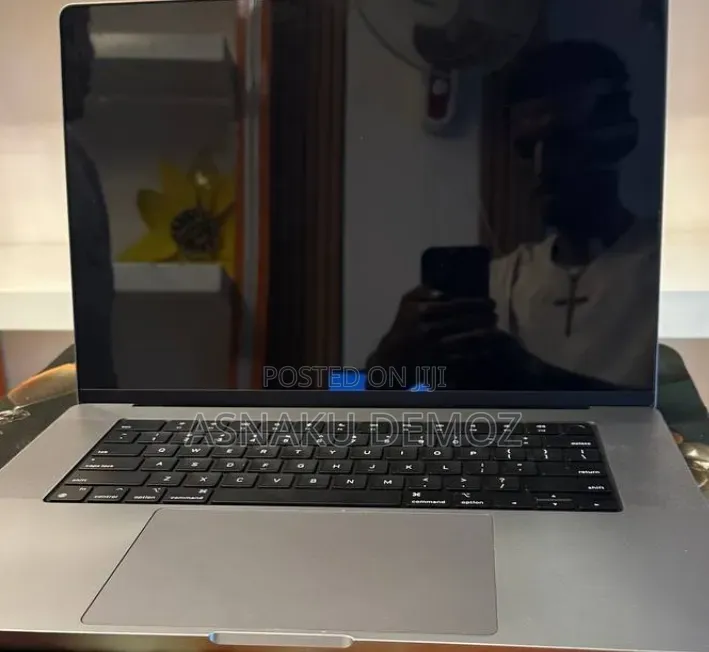 New Laptop Apple MacBook Pro 2021 M1 Max 32GB Apple M1 Max SSD 1T