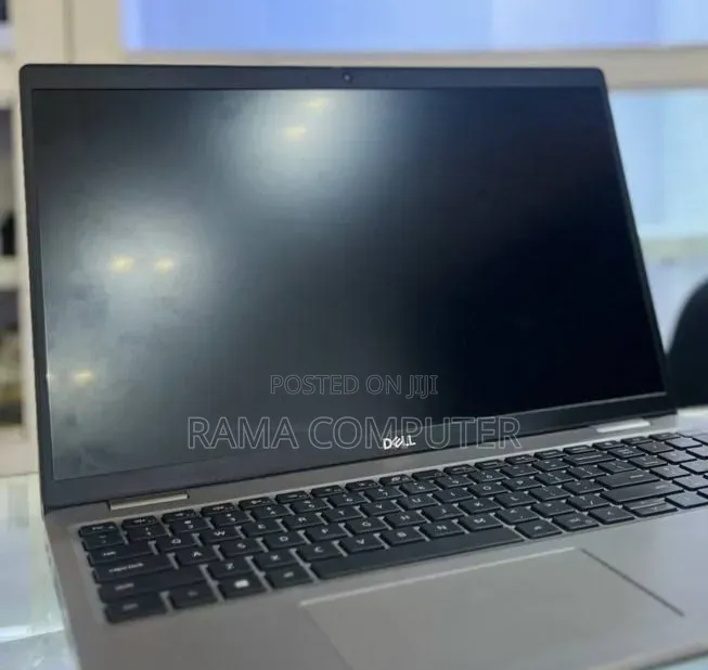 New Laptop Dell 16GB Intel Core i7 SSD 512GB