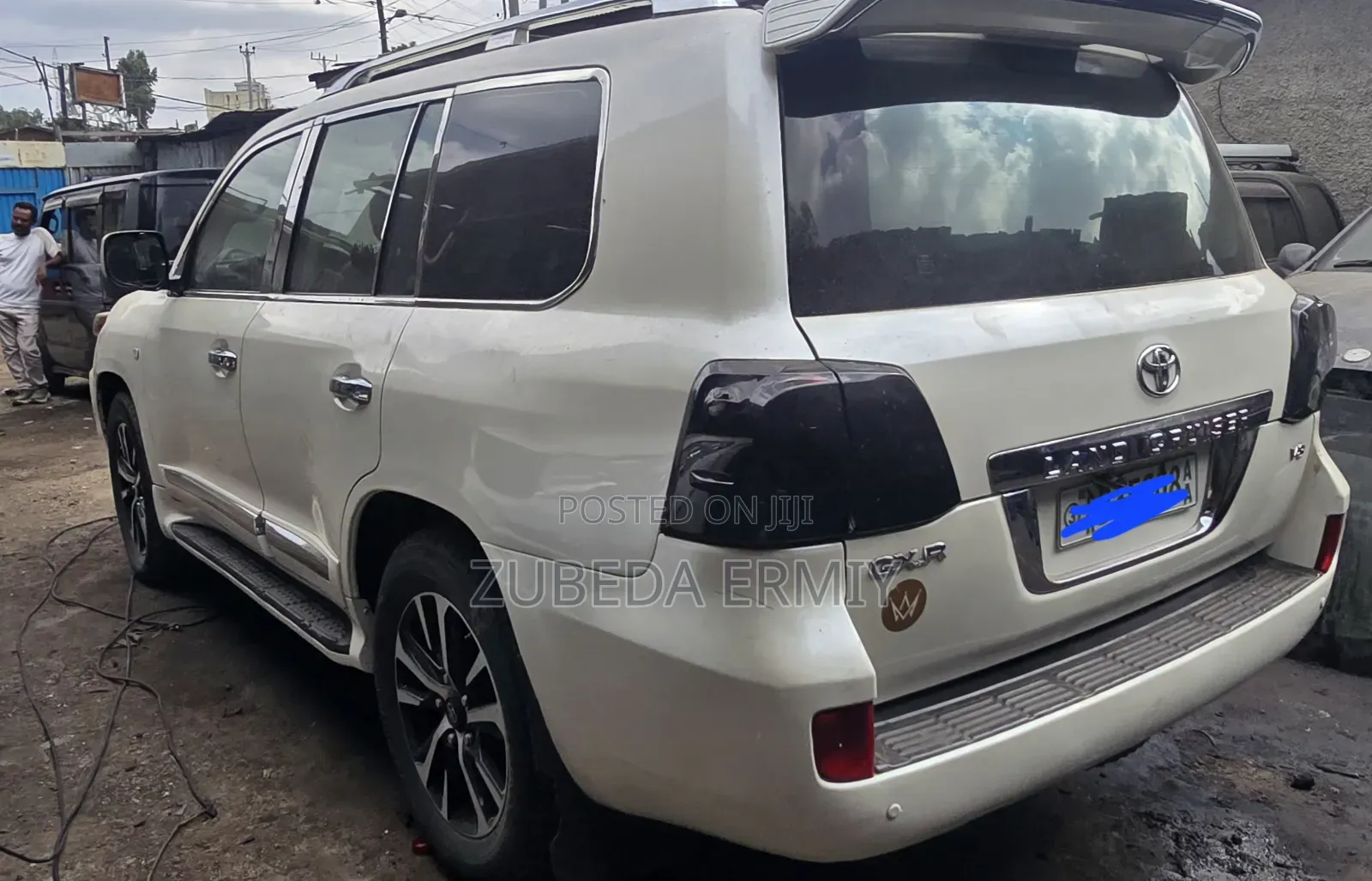 Toyota Land Cruiser 2008 White
