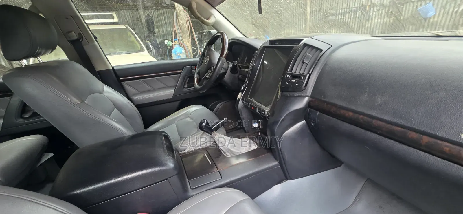 Toyota Land Cruiser 2008 White