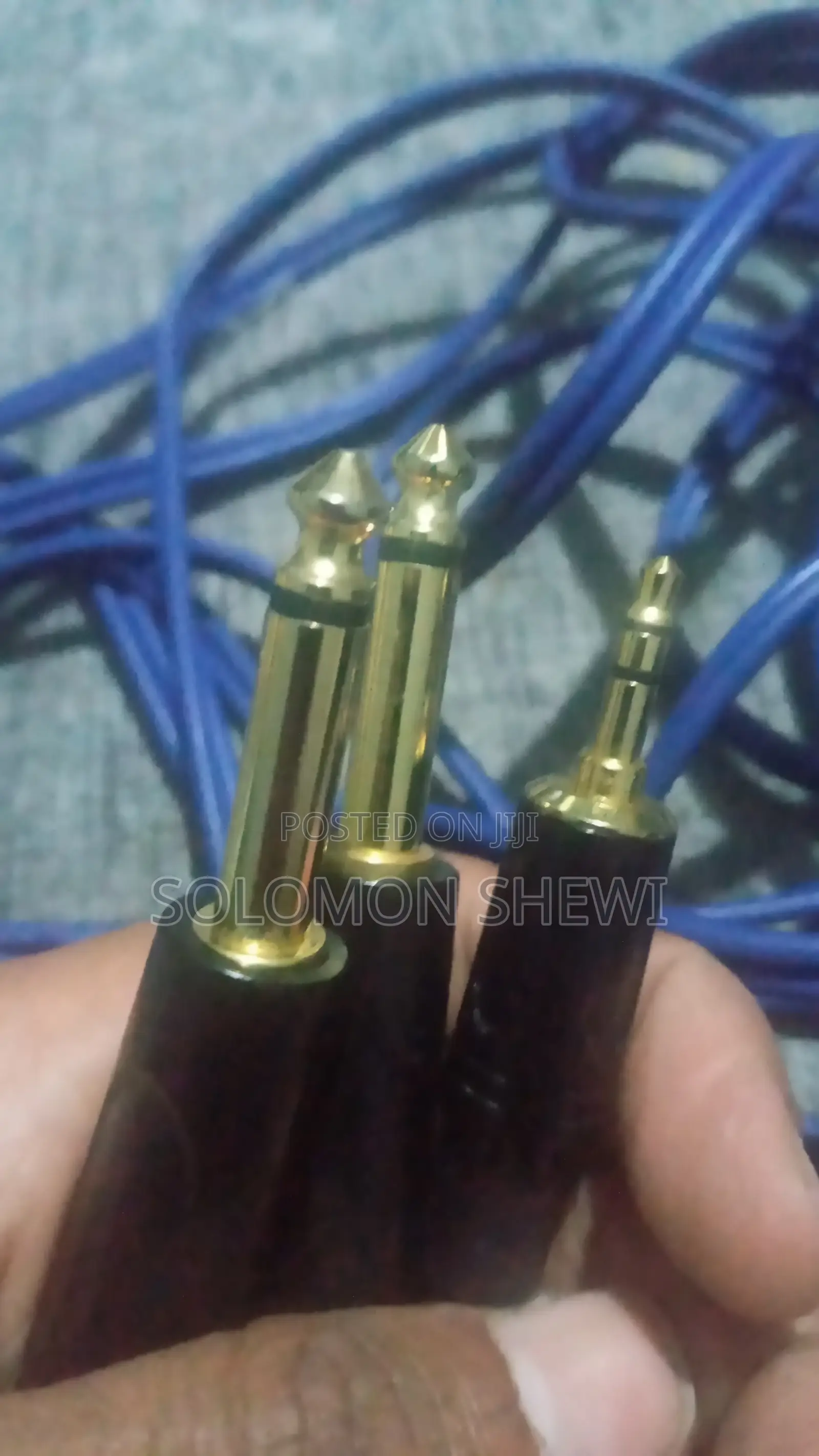 3.5mm Stereo to Dual 1/4" TS Mono Y-Splitter Audio Breakout Cable