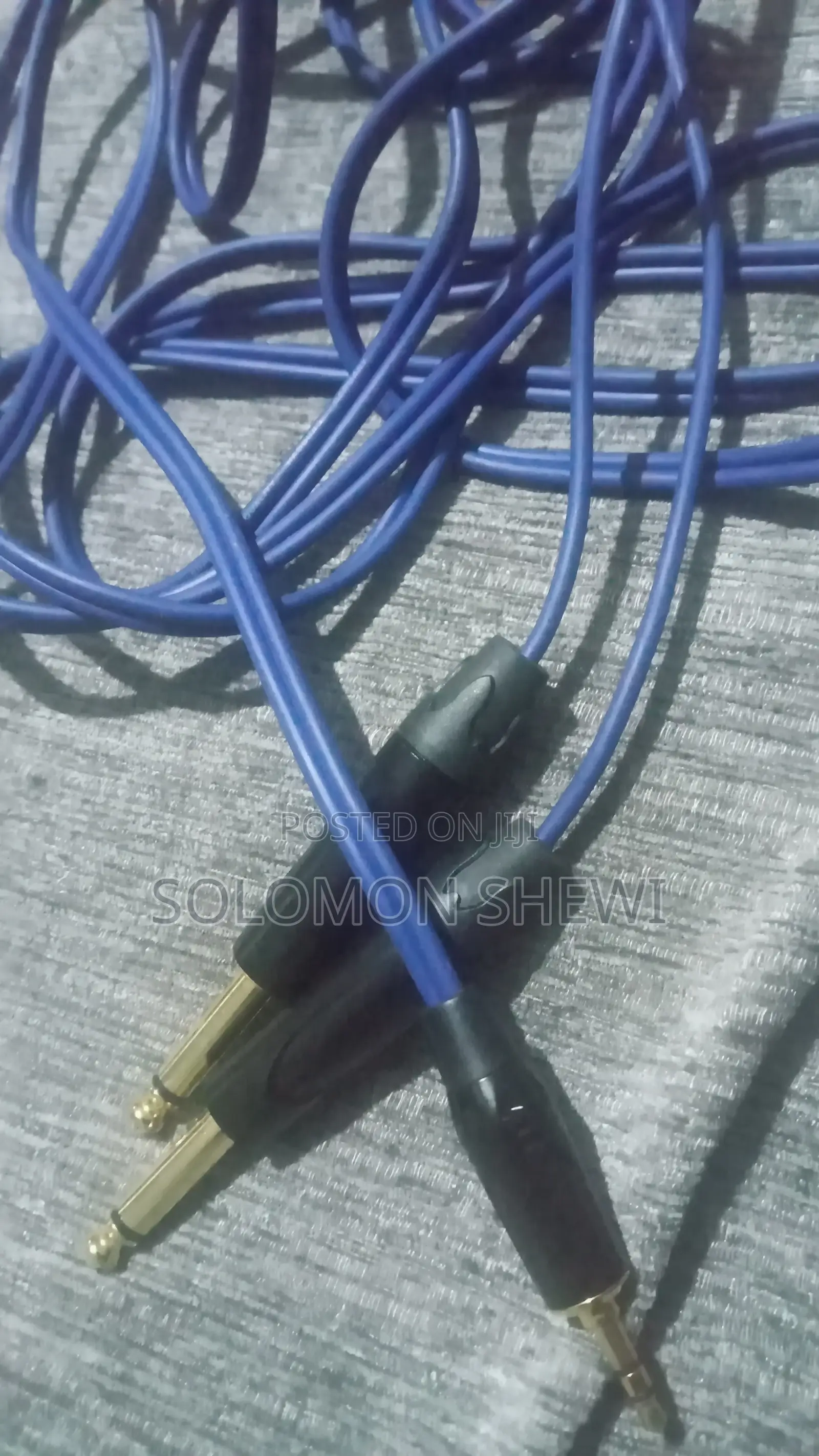 3.5mm Stereo to Dual 1/4" TS Mono Y-Splitter Audio Breakout Cable