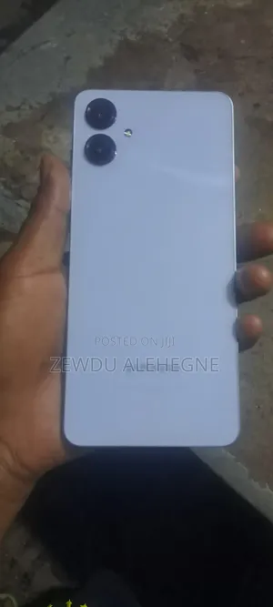 Samsung Galaxy A06 128 GB Silver