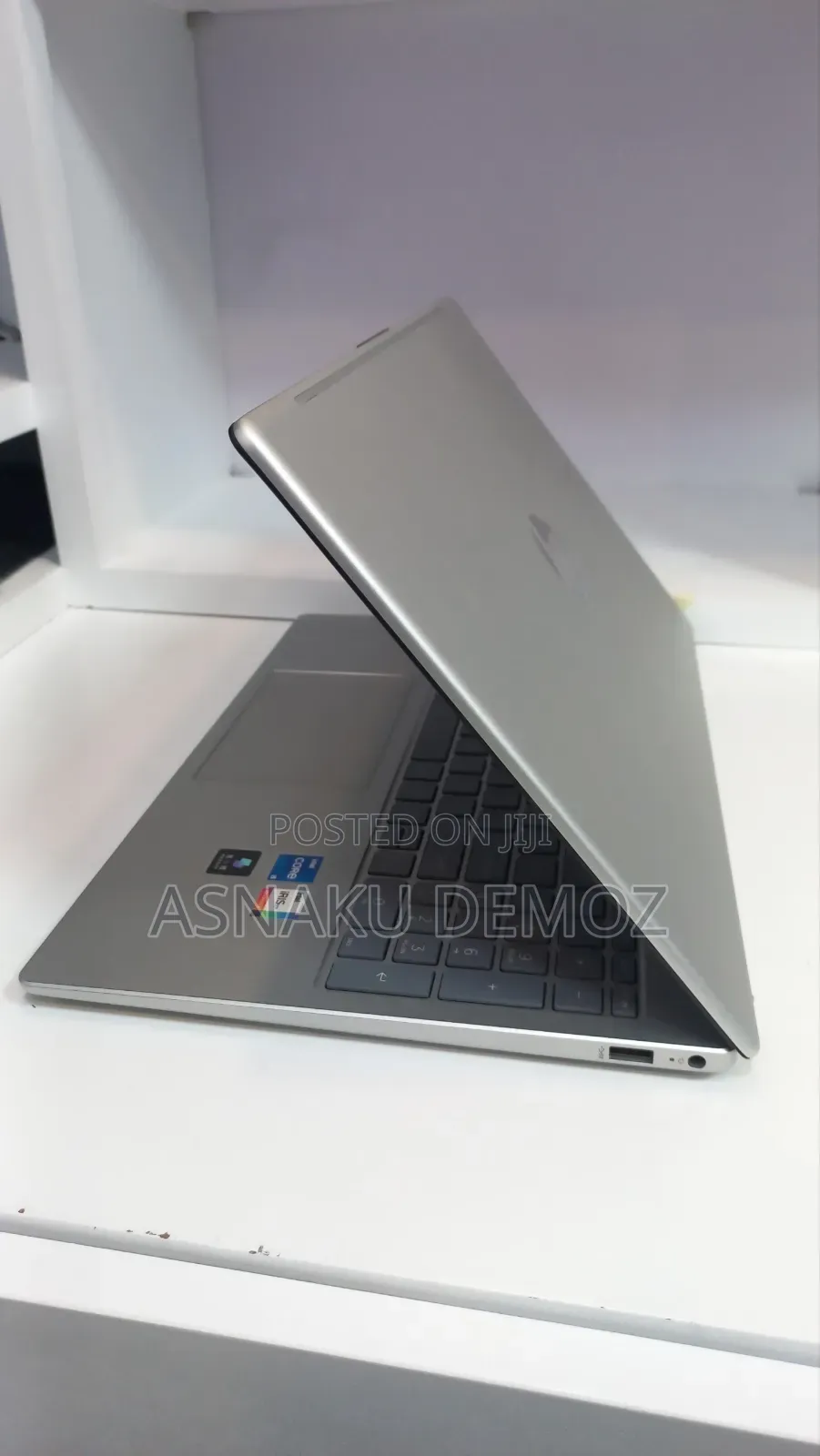 New Laptop HP Stream Notebook 16GB Intel Core i5 SSD 1T