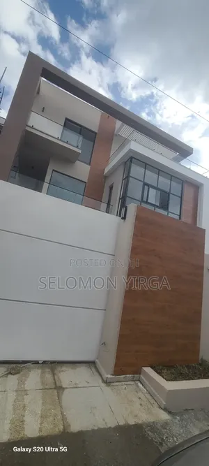 10bdrm House in Adis Ababa, Bole for sale