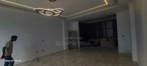 10bdrm House in Adis Ababa, Bole for sale