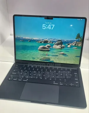 New Laptop Apple MacBook Air 2022 M2 8GB Apple M2 SSD 256GB