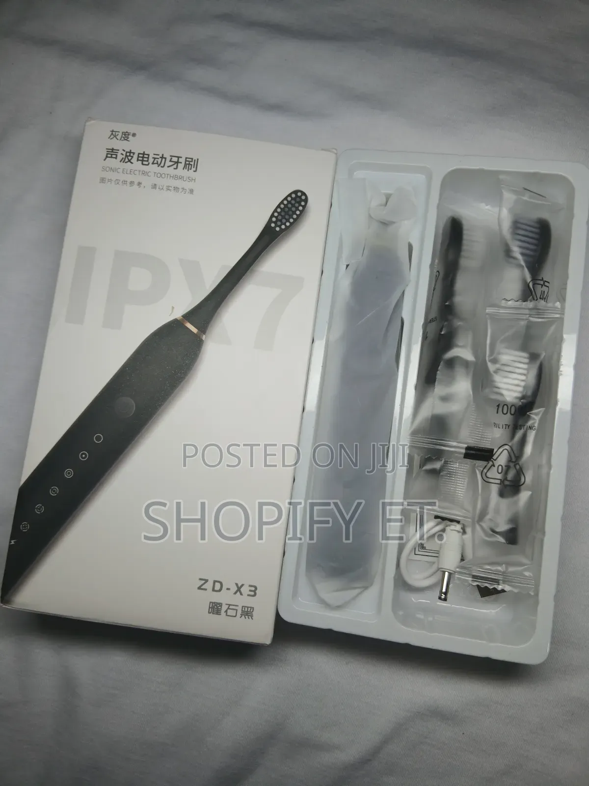 Electronic Toothbrush