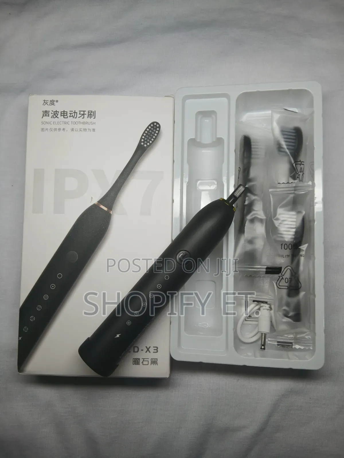 Electronic Toothbrush